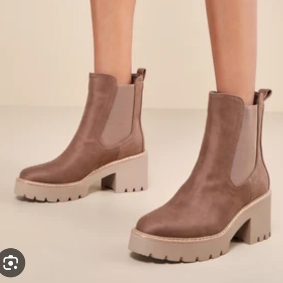 Tobias Truffle Suede Chelsea Ankle Boots DV by Dolce Vita 8.5 - Picture 1 of 5